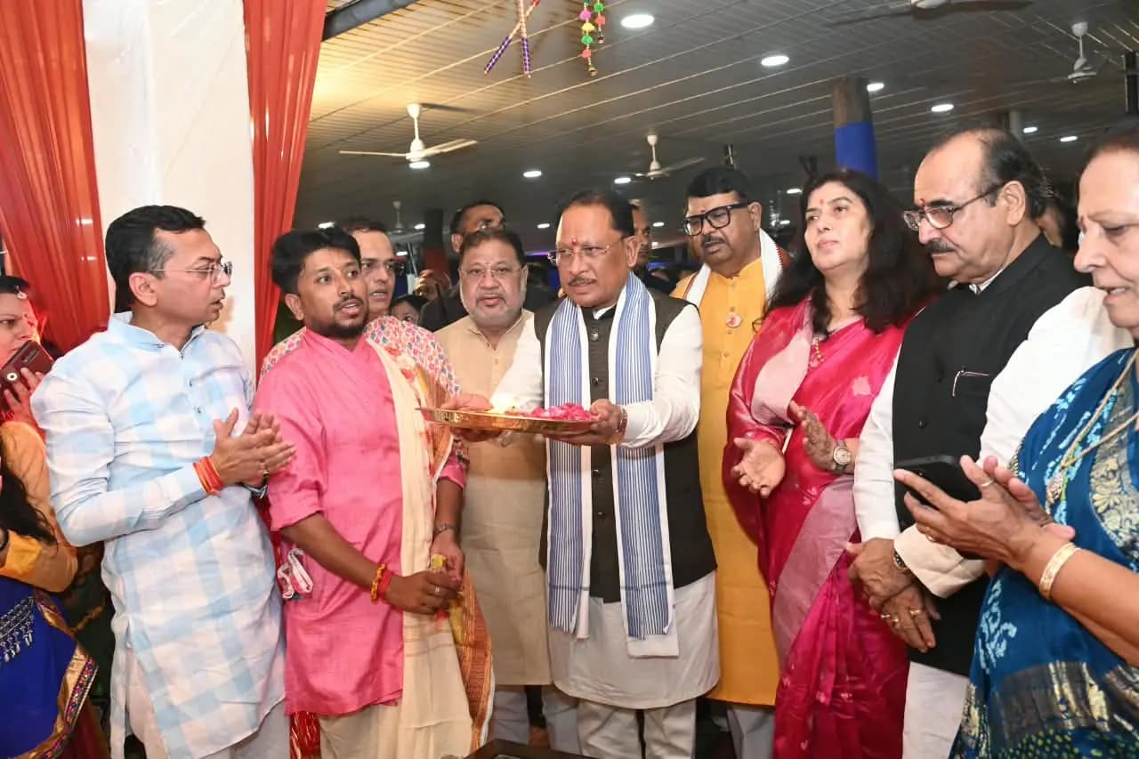 Garba Festival Buzz at Chief Minister's Residence, Event Drenched in Colors of Devotion and Joy
