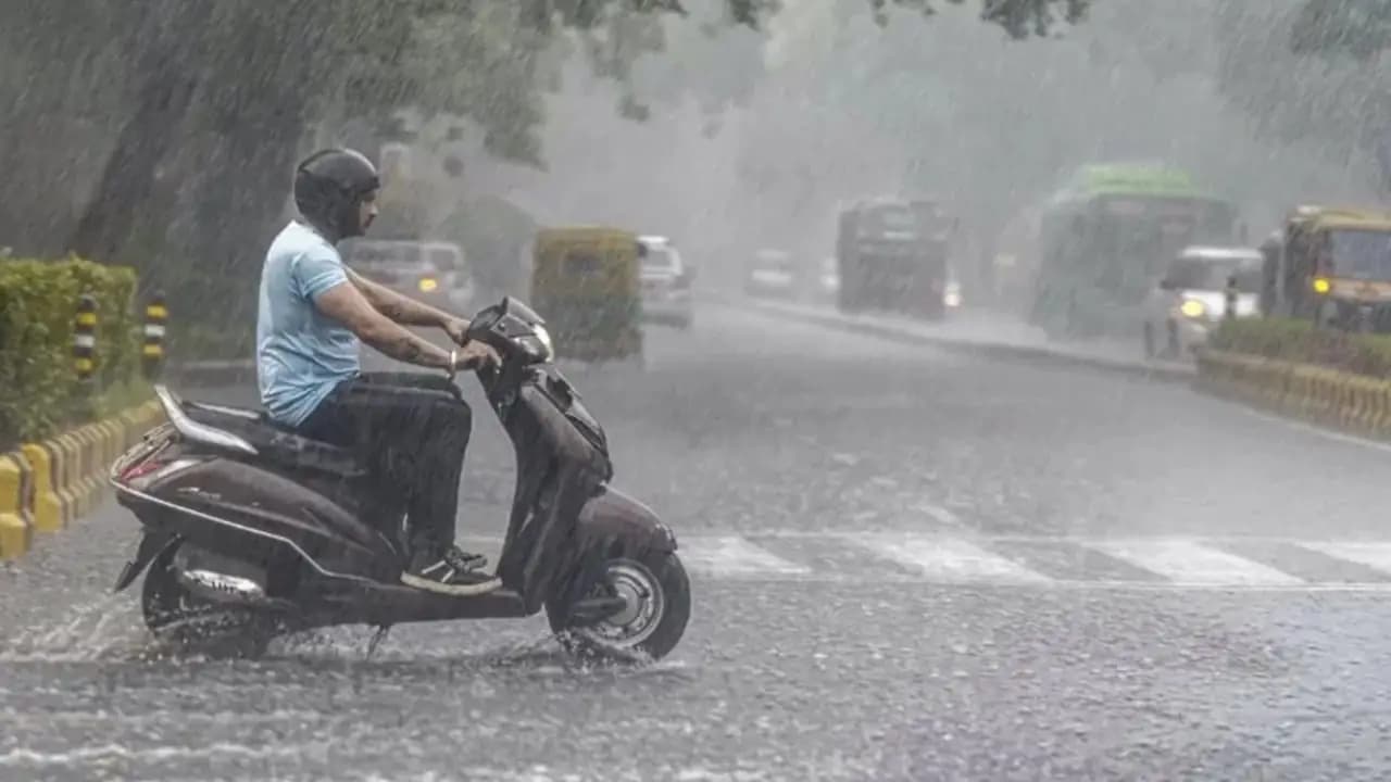 Weather Shifts Across India: Storm Arnab Triggers Rain, Winds and Alerts