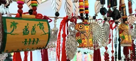Bhajan Evening, Film Team and Kanpur Hindu Fair Highlights