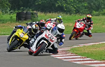 Jennifer Dominates Women's Class at Madras International Circuit